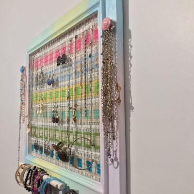 Jewelry organizer 