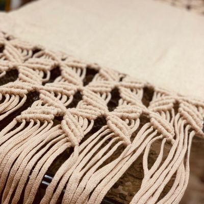 Runner Macrame