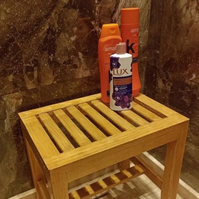 كرسي استحمام