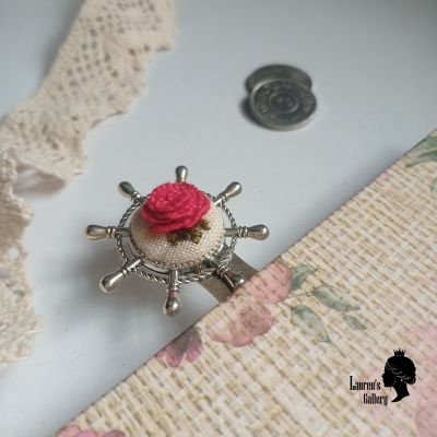 Embroidery bookmark 