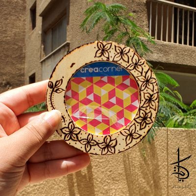 حرق على الخشب - برواز صور صغير