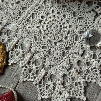  مفرش مستطيل وحدات بفن الكروشيه 