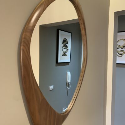 مرايا ديكور من خشب الجوز الافريقي