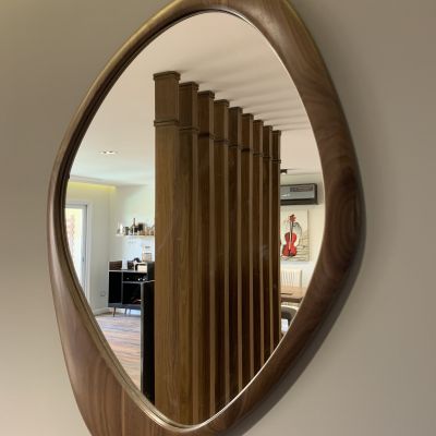 مرايا ديكور من خشب الجوز الافريقي