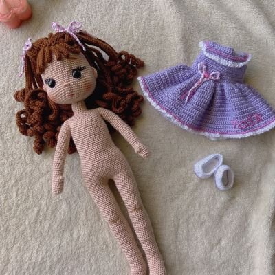 Doll amigurumi 