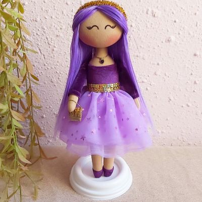 عروسة مُهرة