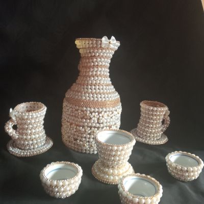 Niche decorative pieces