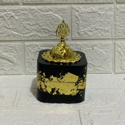 Two-piece vaporizers