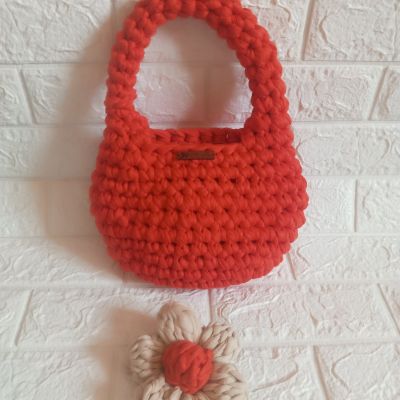 Trendy T_Shirt yarn bag 