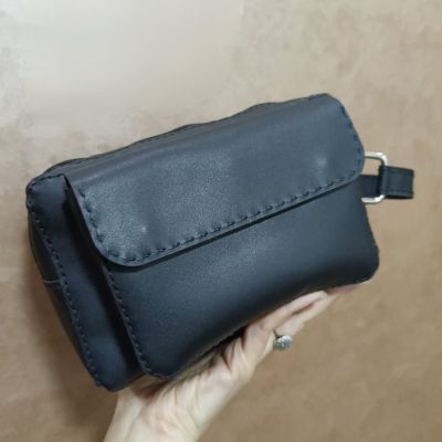 شنطه يد رجاليه 