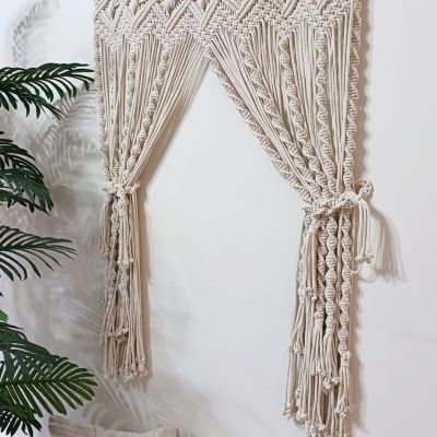 ستارة مكرمية