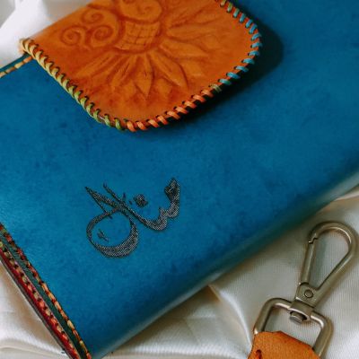 محفظة كبيرة 