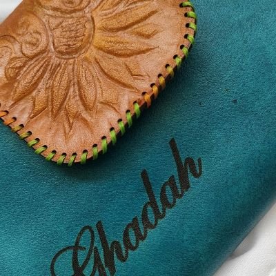 محفظة كبيرة 