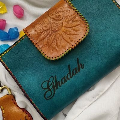 محفظة كبيرة 