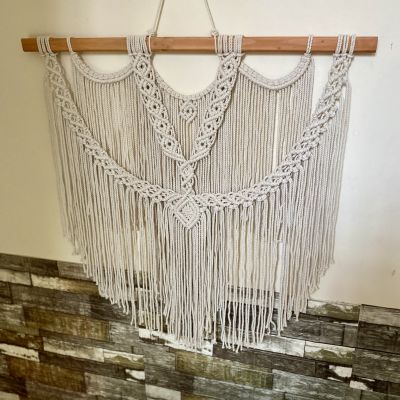 تعليقة حائط مكرميه 