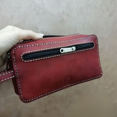 شنطه يد رجاليه 