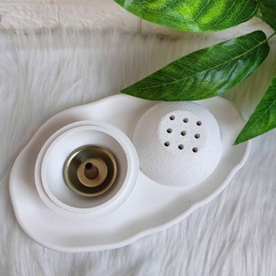 Round incense burner