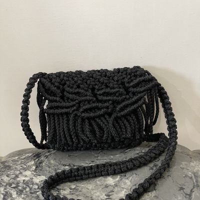 شنطة مكرمية