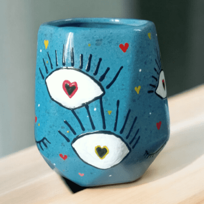 Porcelain mug 