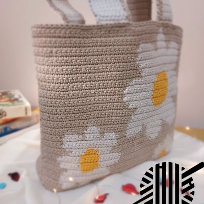 Sunflower crochet bag