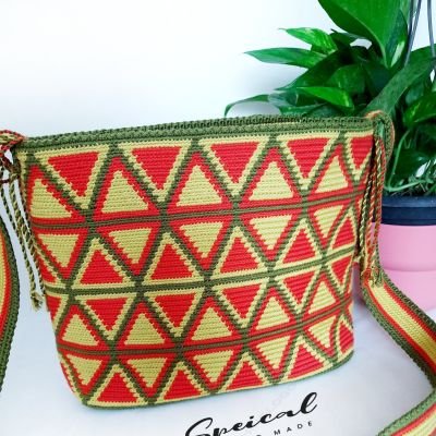 شنطه كروس مستطيله