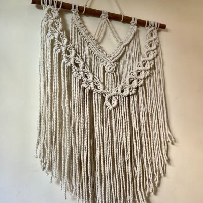 تعليقة حائط مكرميه