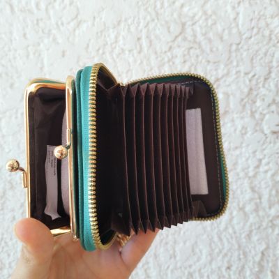 محفظه نسائيه 