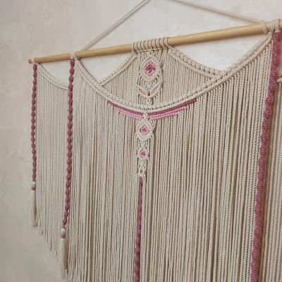 معلقه مكرمية كبيرة