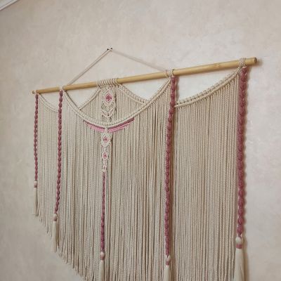 معلقه مكرمية كبيرة