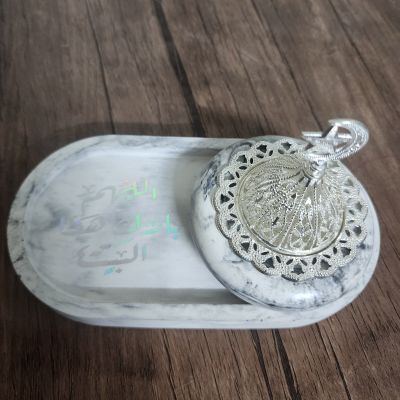 مبخره من الكونكريت  مع طبق 