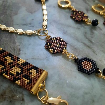 مجموعة تصميم جلد النمر مع الشكل السداسى من خرز الميوكى