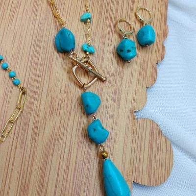 سلسله من حجر الفيروز