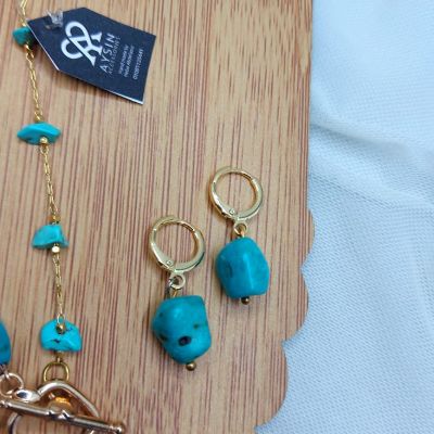 سلسله من حجر الفيروز