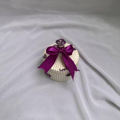 ديكور منزل ابيض 4 قطع مع احجار لافندر