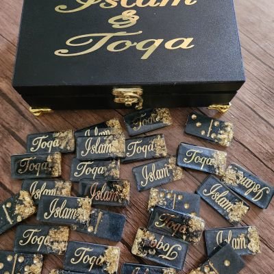 دومينو ريزن