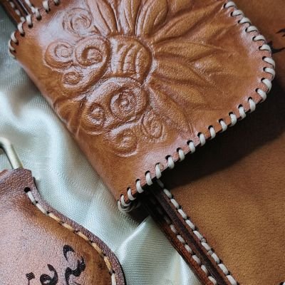 محفظة كبيرة 