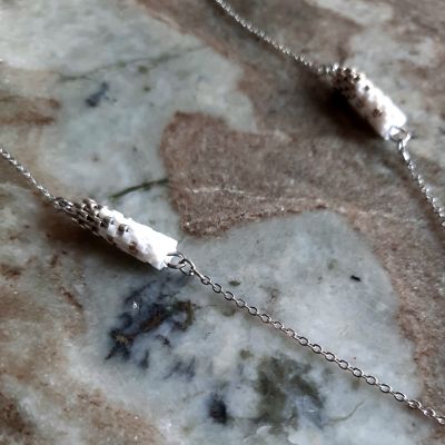 مجموعة ورقة الشجر باللون الأبيض من خرز الميوكى