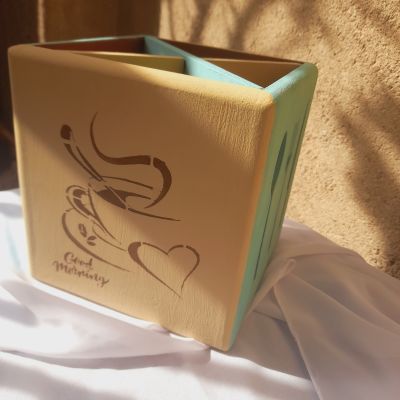 Chic organizer for kitchen tools