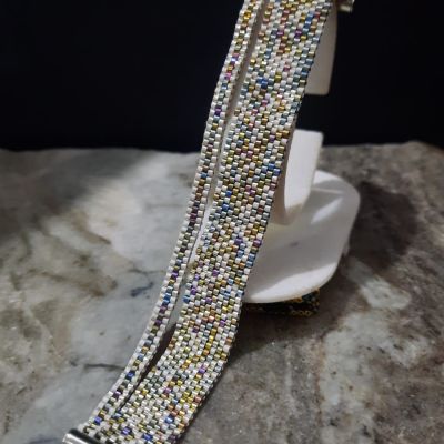 إسورة الفضى مع الألوان المختلطة من خرز الميوكى