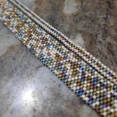 إسورة الفضى مع الألوان المختلطة من خرز الميوكى