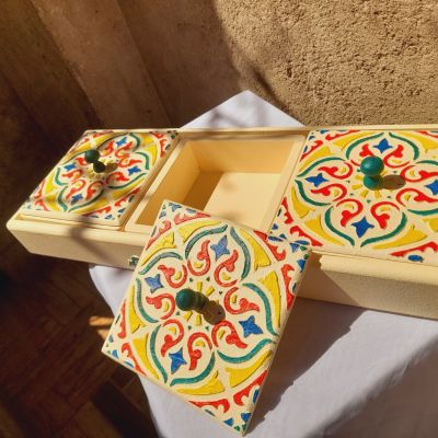 علبه مكسرات بستايل زخارف اندلسي بارز