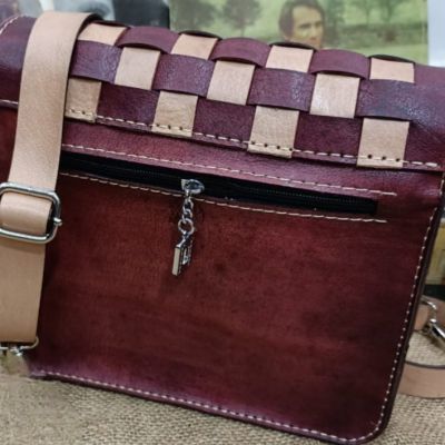 شنطه كروس حريمي 