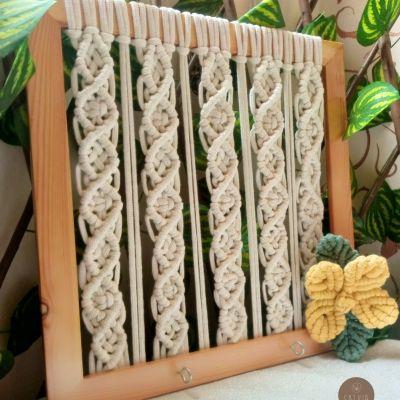 معلقه مفاتيح مكرميه 