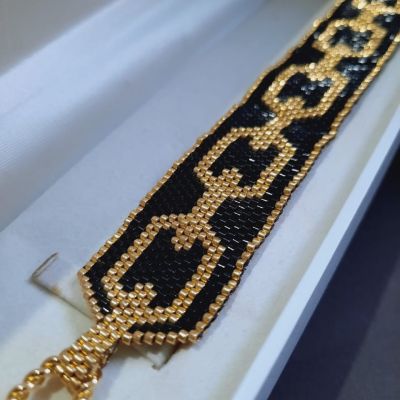 مجموعة الحلقات المترابطة من خرز الميوكى