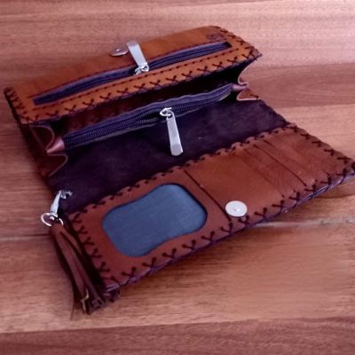 محفظه حريمي 