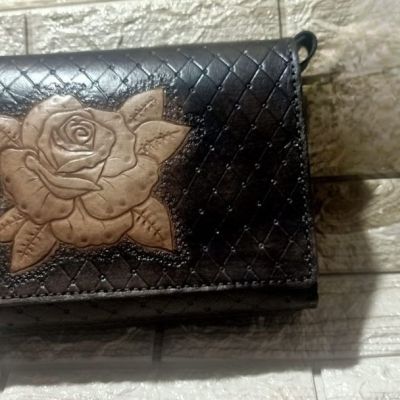 شنطه كروس حريمي