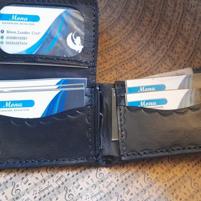 محفظه رجالي جلد طبيعي هاند ميد مناسبه للجيب 