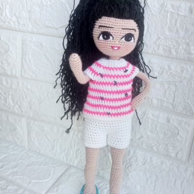 Amigurumi doll 