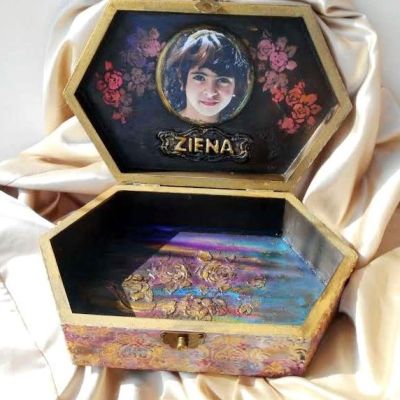 صندوق ملون بصورتك 