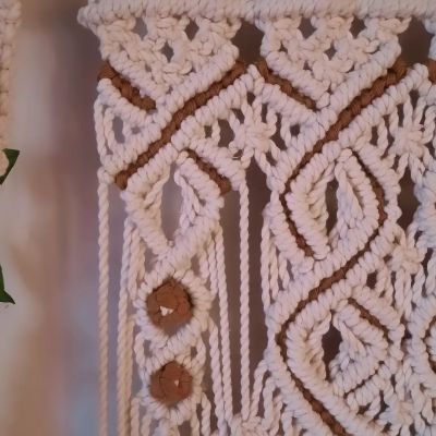 معلقه مكرميه ب رف 